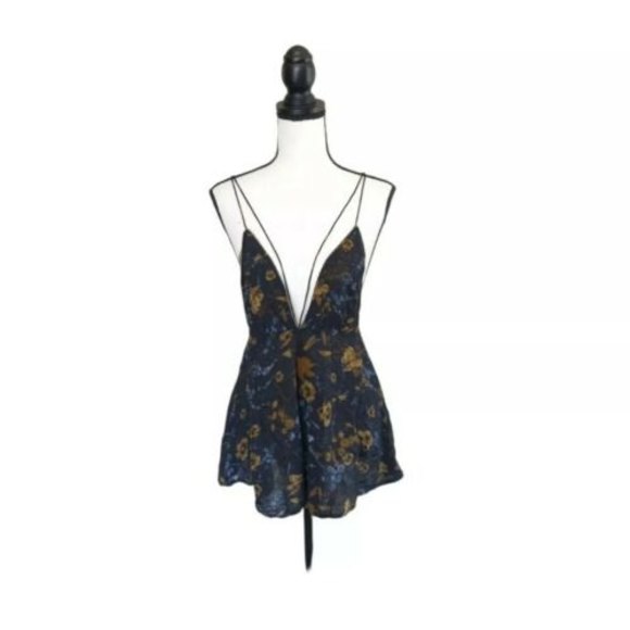 Free People Intimately Losin' It Romper Color Raven Womens Size Small - Picture 2 of 12